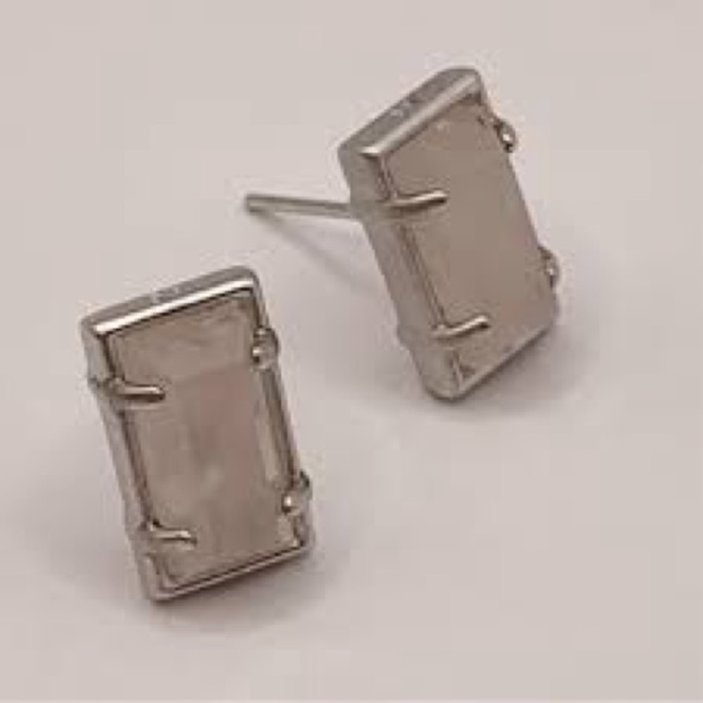 Kendra Scott | Paola Stud Earrings in Sheer Pink